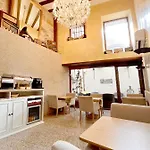 Microtel Placentinos 2*