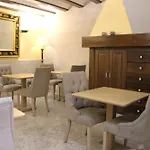 Microtel Placentinos