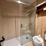 Hotel Microtel Placentinos 2*