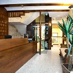 Hotel Microtel Placentinos 2*