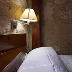 Microtel Placentinos Hotel