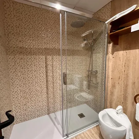 Hotel Microtel Placentinos 2*