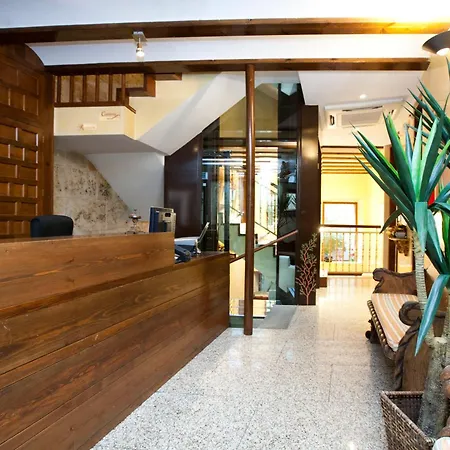 Hotel Microtel Placentinos 2*