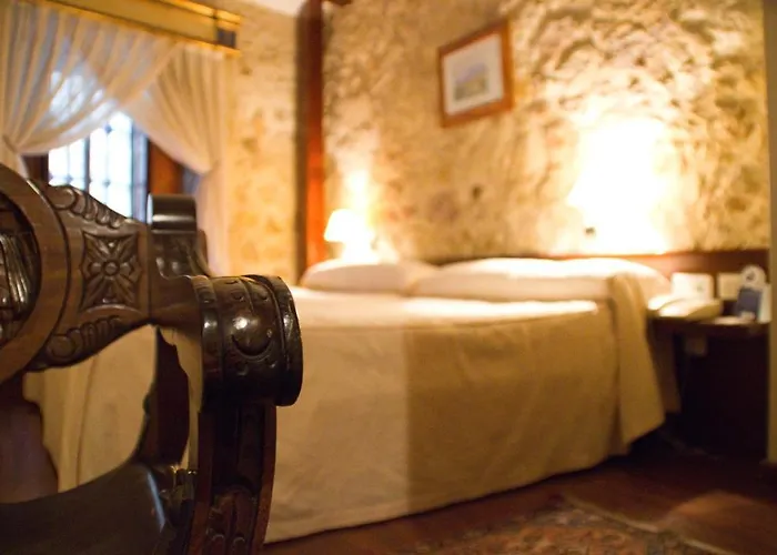 Microtel Placentinos Готель