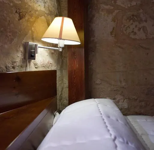 Microtel Placentinos ホテル